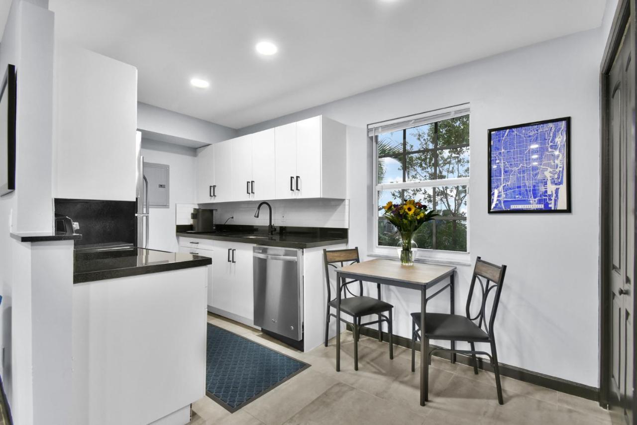 Wilton Manors Villas - Florida Furnished Living Форт-Лодердейл Экстерьер фото